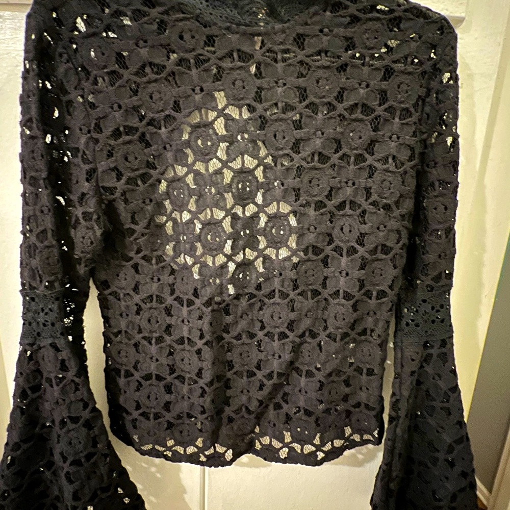 Knit, back cut, top
